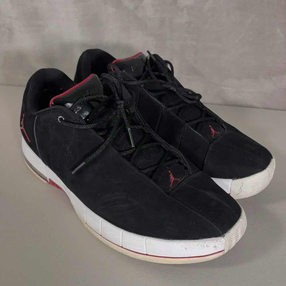Jordan TE 2 Low Sneakers Mens 13 Black Red White A01696-001 Basketball Shoes